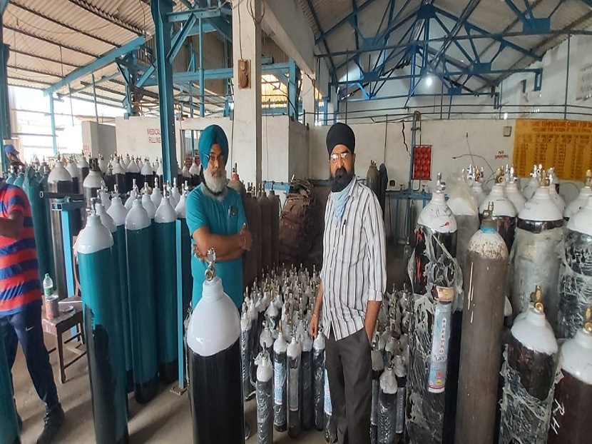 Oxygen Cylinder Drive in collaboration with Gurudwara Sahib Panvel 2